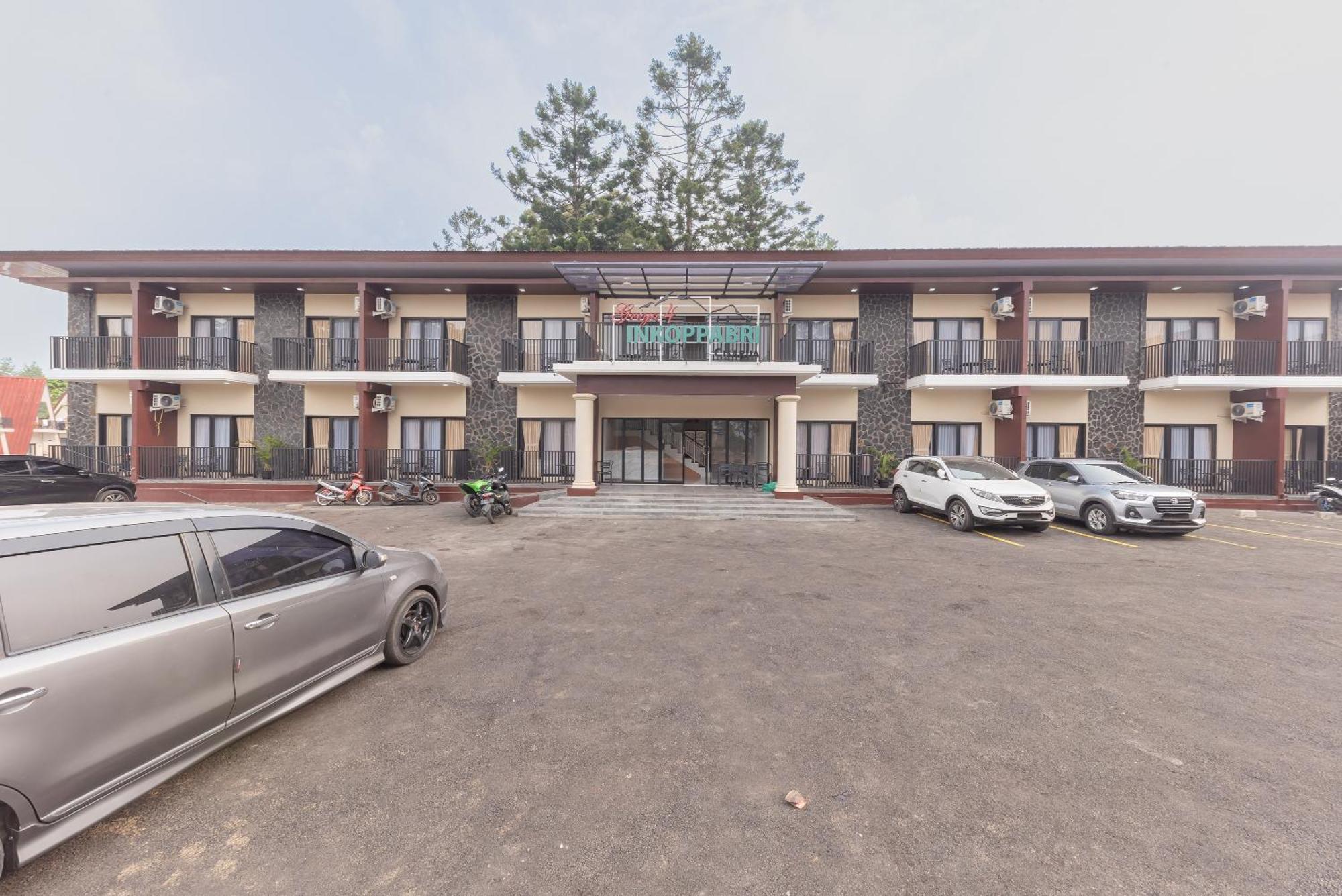 Urbanview Hotel Inkoppabri Cisarua Puncak 外观 照片